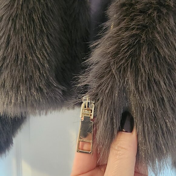 NEW Rebecca Minkoff Faux Fur Coat - So chic and soft!!! - Picture 5 of 8